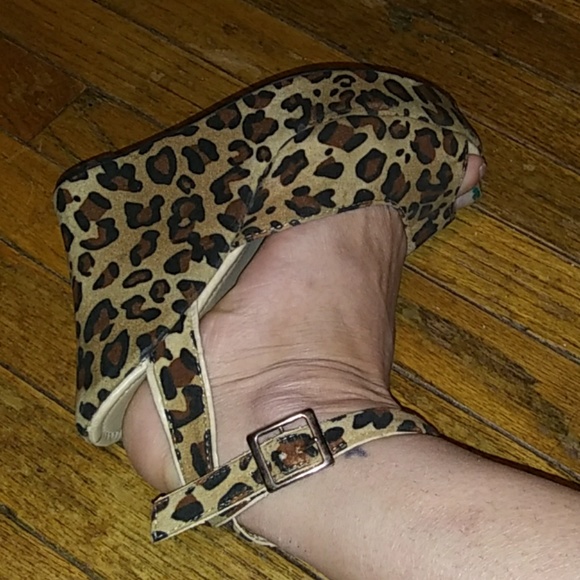 COPY - 👠 WET SEAL women's platform wedges size 7 - Picture 8 of 8